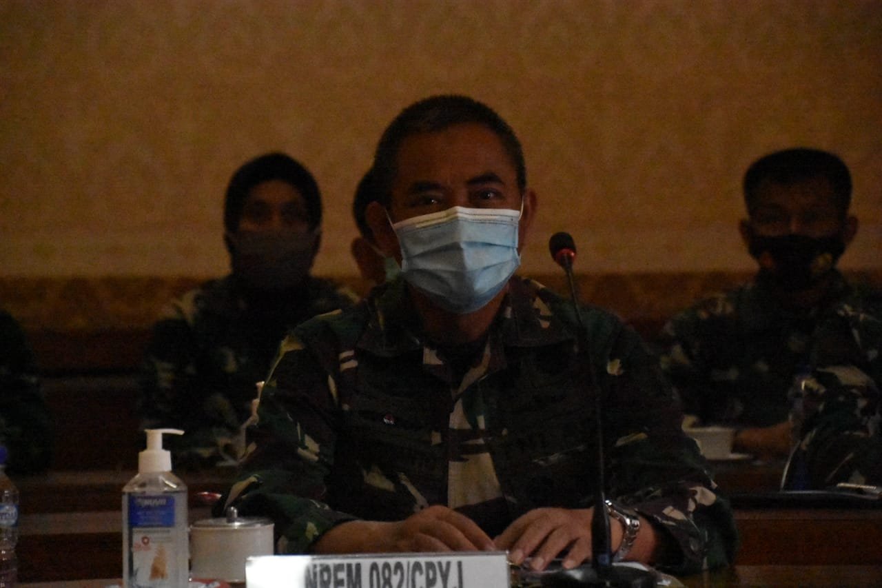 Danrem 082/CPYJ Ikuti Video Conference Rapat Koordinasi Penanganan Covid-19
