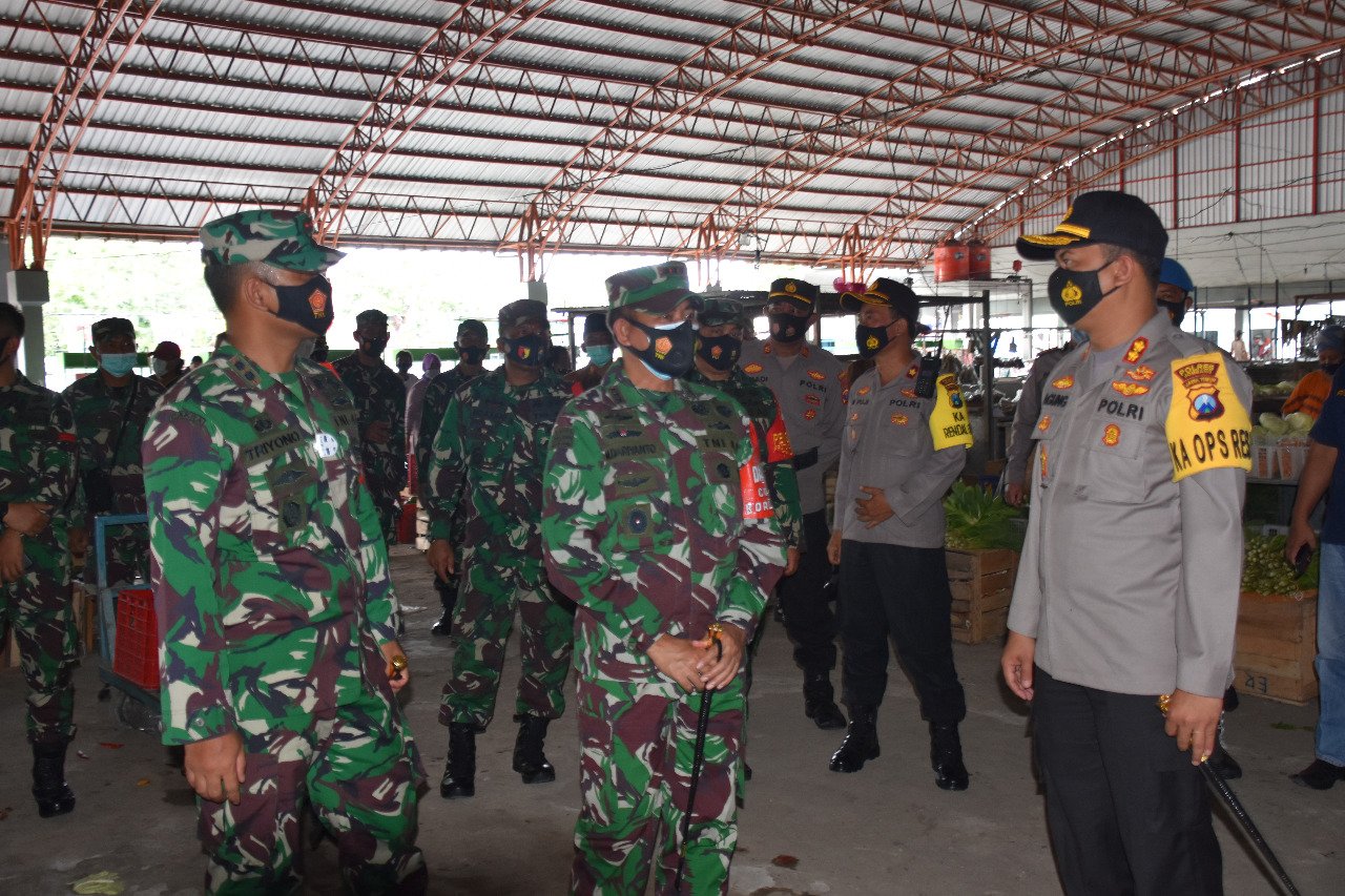 Danrem 082/CPYJ Sidak Prokes di Wilayah Kabupaten Jombang