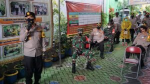 Kunjungi Kampung Tangguh Semeru, Kapolda Jatim Beri Motivasi Warga Perangi Covid-19