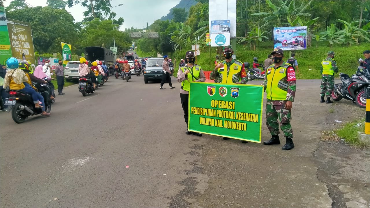 Kodim 0815/Mojokerto Bersama Polres - Satpol PP Intensifkan Opsgakplin
