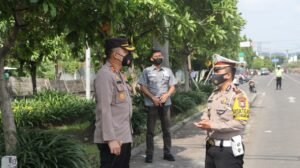 Kapolres Gresik Cek Kesiapan E-Tilang di Lima Titik Persimpangan