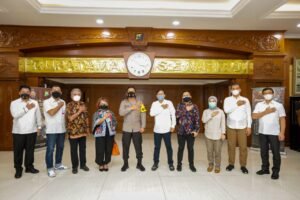 Kapolda Jatim Beraudiensi dengan Perwakilan Pimpinan Provider XL, 3 dan Indosat