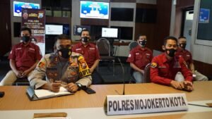 Polresta Mojokerto Ikuti Pelatihan Public Speaking Divisi Humas Polri