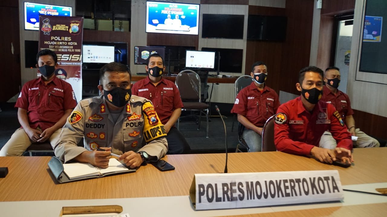 Polresta Mojokerto Ikuti Pelatihan Public Speaking Divisi Humas Polri