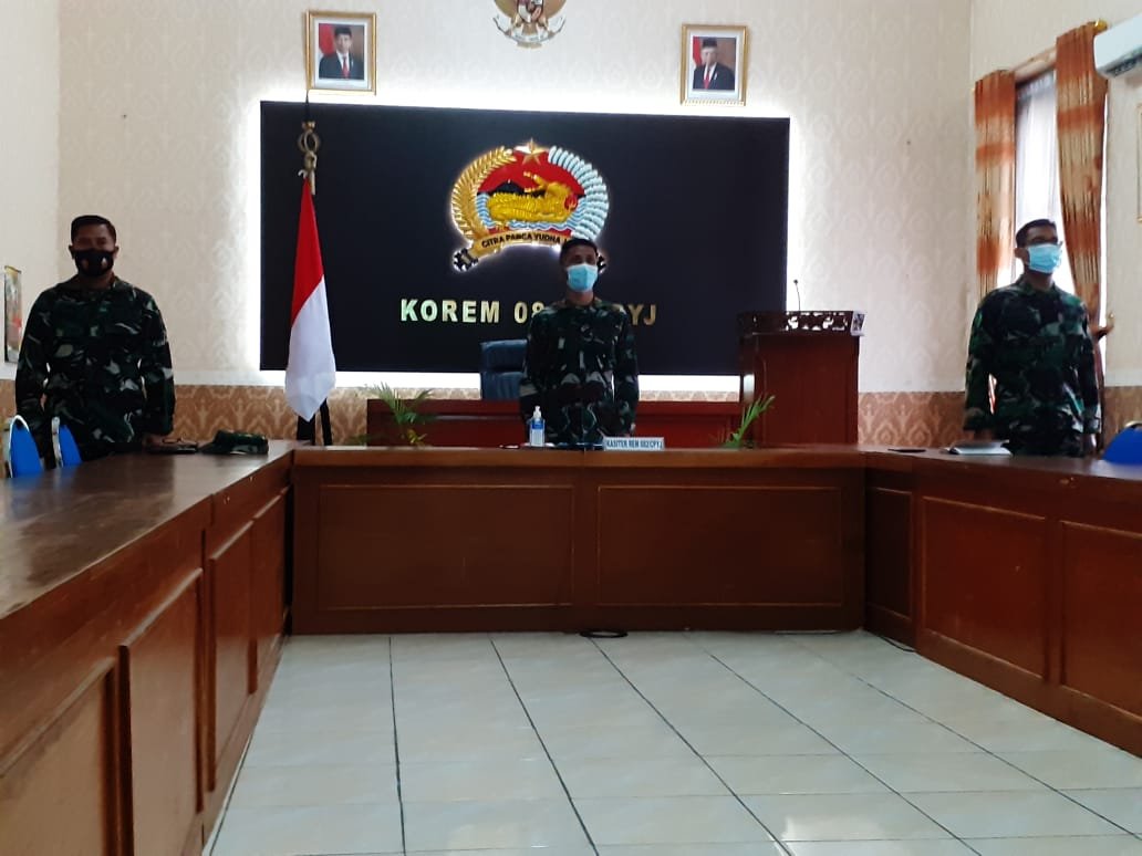 Kasiter Korem 082/CPYJ Ikuti Rakernis Teritorial