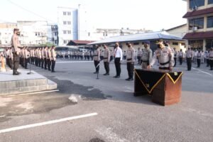 Kapolda Sumsel Berikan Penghargaan untuk Personil Polda Sumsel