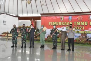 Danrem 082/CPYJ Dampingi Forkopimda Jatim Buka TMMD Bojonegoro