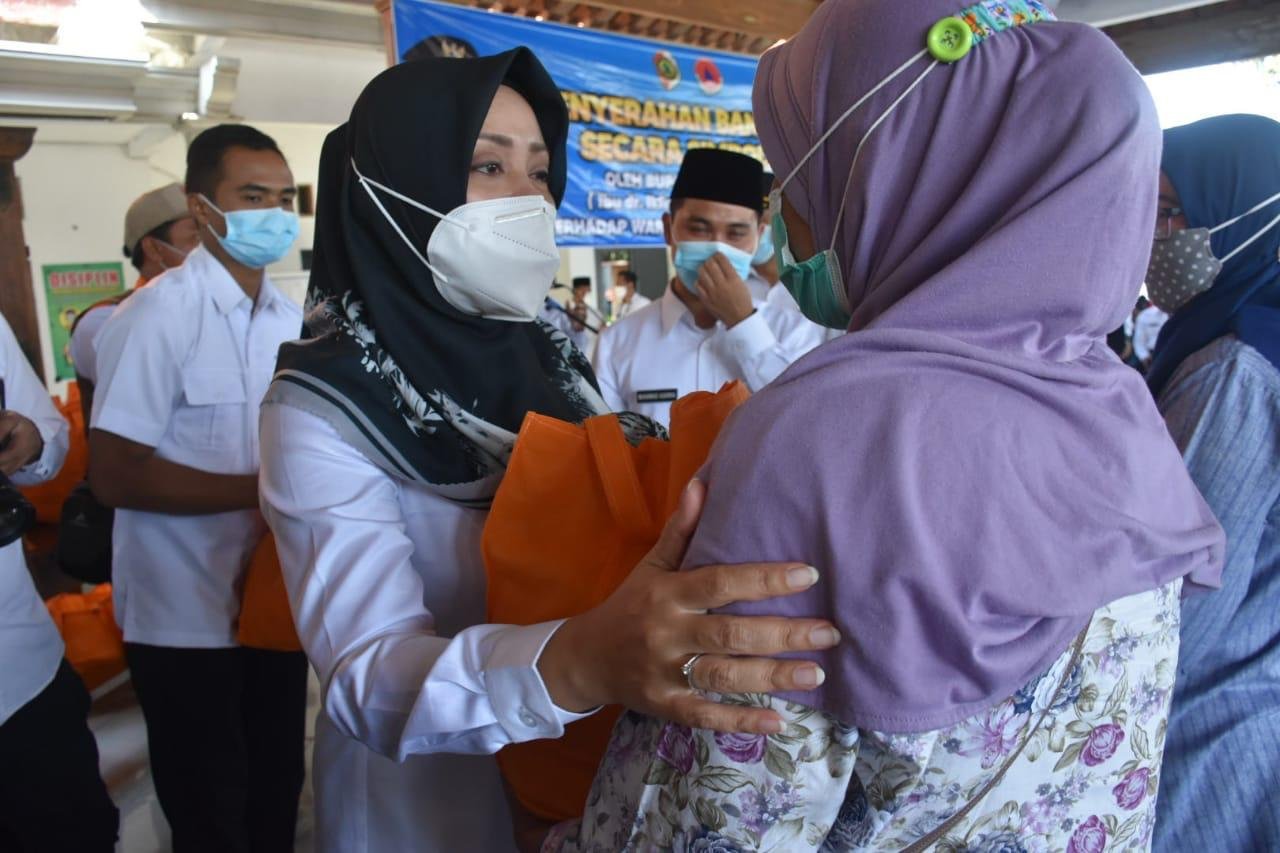 Terdampak Banjir, Pemkab Mojokerto Berikan Bantuan untuk Desa Tempuran