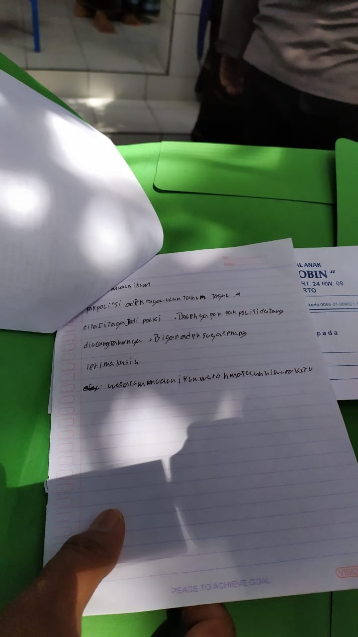 Surat dari Reno untuk Pak Polisi