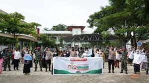 Kapolresta Mojokerto Berikan 1000 Masker untuk Pondok Pesantren Mambaul Ihsan