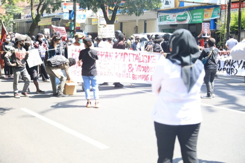 Demo Mahasiswa di Malang Kota Dibubarkan, Begini Kronologinya