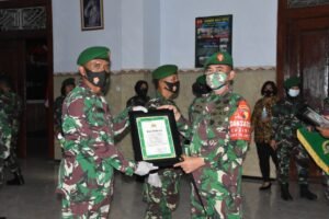 Inilah Gambaran Pelepasan dan Penerimaan warga Korem 082/CPYJ