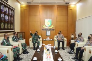 Kadiv Propam Polri Kunjungi Danpuspom AD