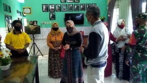 Jelang HUT Ke-75 Persit KCK Cabang XXX Kodim 0815 Gelar Bakti Sosial di Tujuh Lokasi