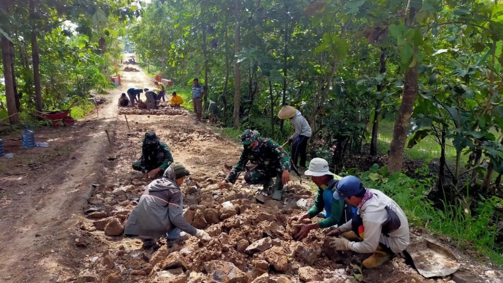 TMMD Ke-110 Kodim 0813/Bojonegoro Tetap Patuhi Prokes