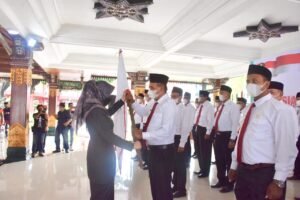 Bupati Ikfina Mengukuhkan Pengurus Asosiasi Kepala Desa, Ini Nama KSBnya