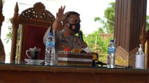 Kunjungi PPKM Mikro Gunungsari, Kapolresta Mojokerto Himbau Tidak Mudik Lebaran