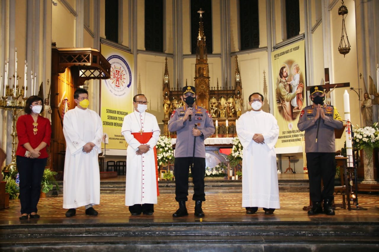 Pastikan Keamanan Minggu Paskah, Kapolri Roadshow ke Sejumlah Gereja di Jakarta