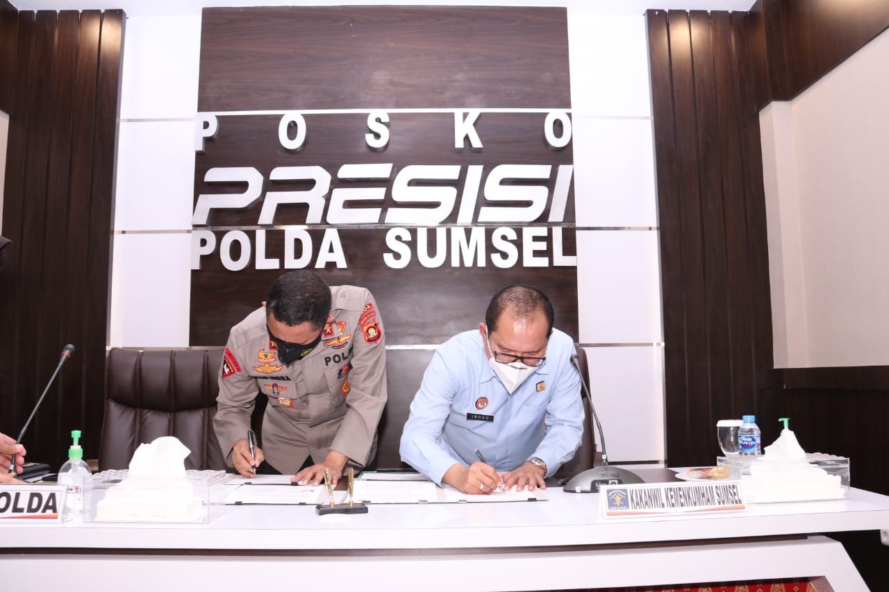 Penandatanganan Keputusan Bersama Tentang Penanganan Staying Tahanan dan Over load Basan Arang