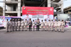 Kapolda Sumsel Pimpin Upacara kenaikan Pangkat PNS dan Pemberian Penghargaan pada Anggota Berprestasi