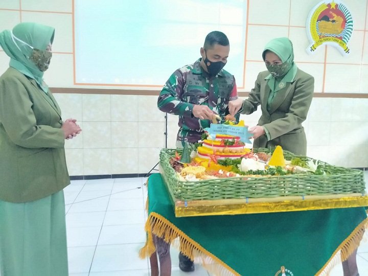 Tasyakuran HUT Ke-75 Persit Kartika Chandra Kirana Tahun 2021