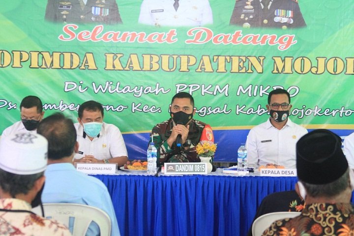 Dandim 0815/Mojokerto Tinjau PPKM Mikro Pacing dan Sumberwono
