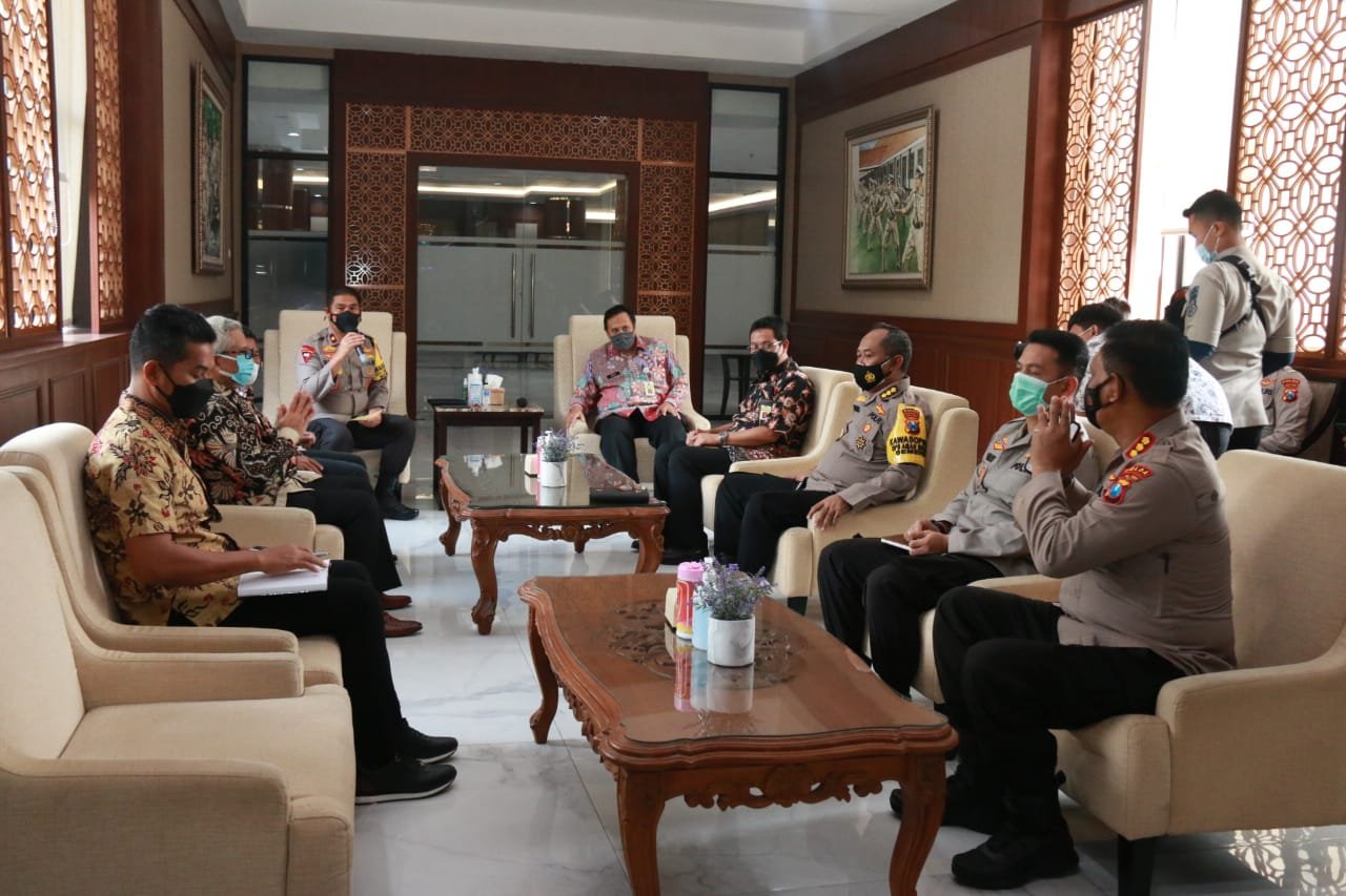 Audiensi Ketua SKK Migas, Kapolri Tekankan Pendampingan Untuk Sehatkan Iklim Investasi