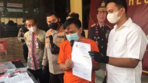 Polres Mojokerto Amankan Tersangka Pemalsu Hasil Swab Antigen
