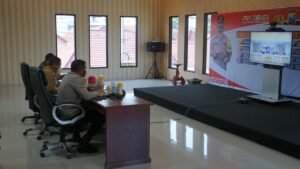 Kapolresta Mojokerto: Vidcon Bahas Penanganan PMI Bersama Forkopimda