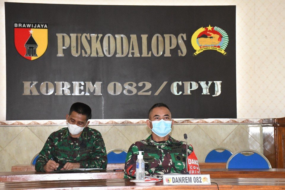 Danrem 082/CPYJ Ikuti Vicon Bersama Mendagri