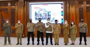 Tim Pakar Satgas Covid-19 Tinjau Posko PPKM Kota Mojokerto