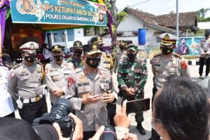 Kapolda Sumsel Monitoring Pospam, Posyan dan Pos Penyekatan Polres OKI