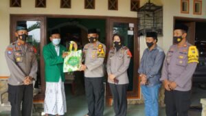 Kapolresta Mojokerto Silaturahmi ke Ketua MWC NU