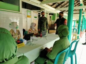 Purnawirawan TNI & Persit Di Mojokerto Divaksinasi Covid-19
