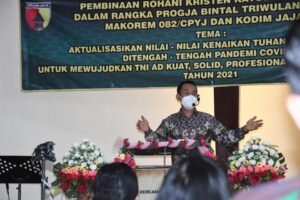 Anggota Korem 082/ CPYJ dan Kodim Jajaran Melaksanakan Bintal Rohani Kristen Protestan dan Katolik