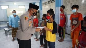 Kapolresta Mojokerto Silaturahmi dan Doa Bersama dengan Anak Yatim Piatu