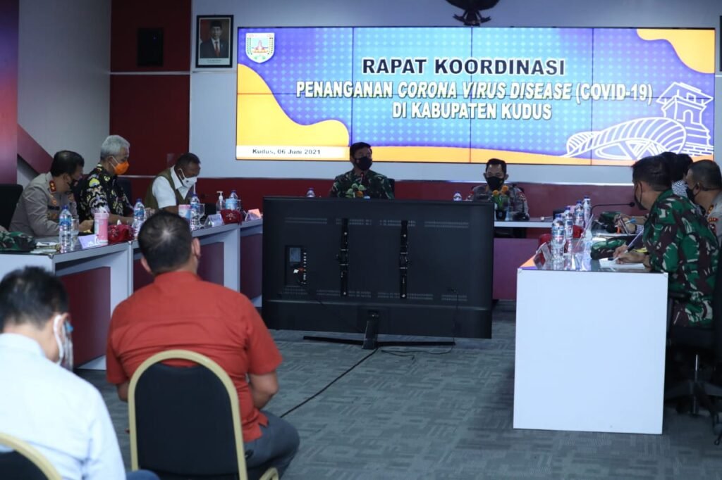 Cek Penanganan Covid 19 di Kudus, Panglima TNI, Kapolri dan Kepala BNPB Perintahkan Ini