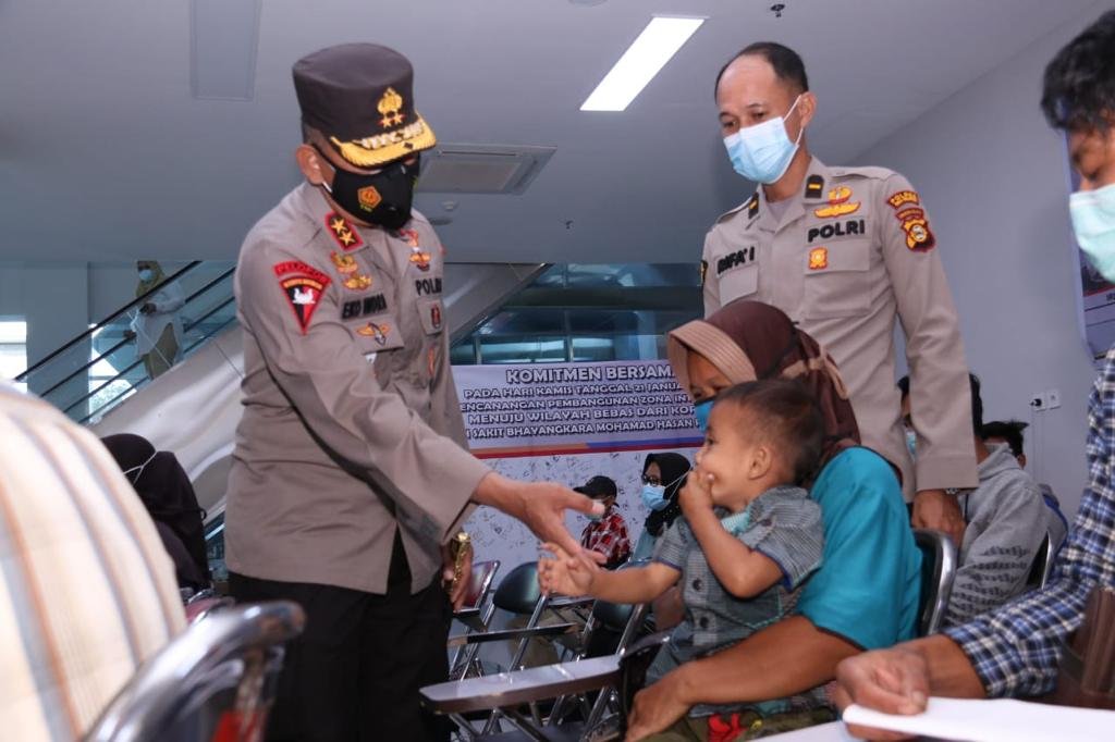 Polri Peduli menyambut Hut Ke 75 Bhayangkara