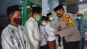 Perpisahan Kapolresta Mojokerto ke Panti Asuhan dengan beri Kenangan Sebelum Pindah Tugas