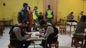 TNI-Polri-Satpol PP di Mojokerto Jaring 28 Warga Tak Patuh Prokes