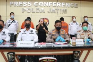 Polda Jatim Gagalkan Penyelundupan Ribuan Benih Lobster