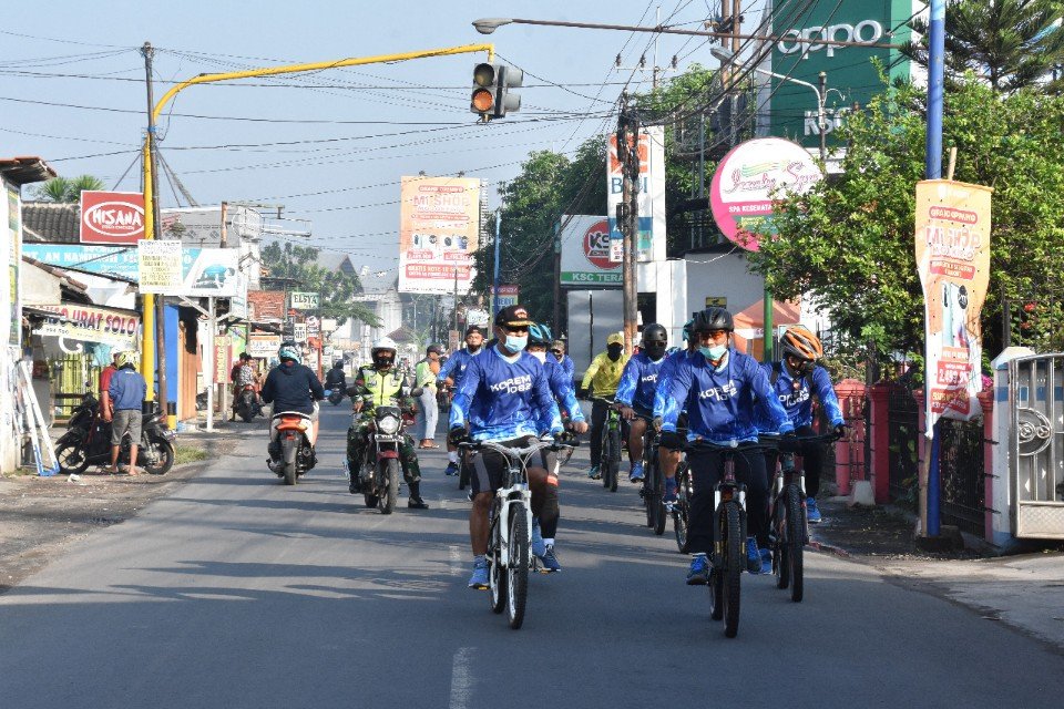 Bersama Prajurit Korem 082/CPYJ, Danrem Gowes Santai Pantau Wilayah