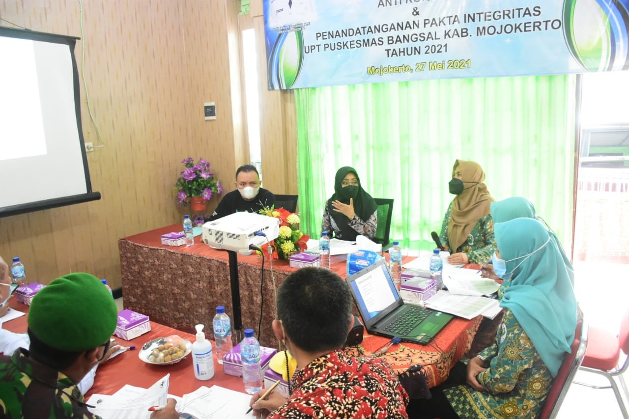 Bupati Mojokerto Minta Surveilans Lacak Sebaran Covid-19 dengan Maksimal