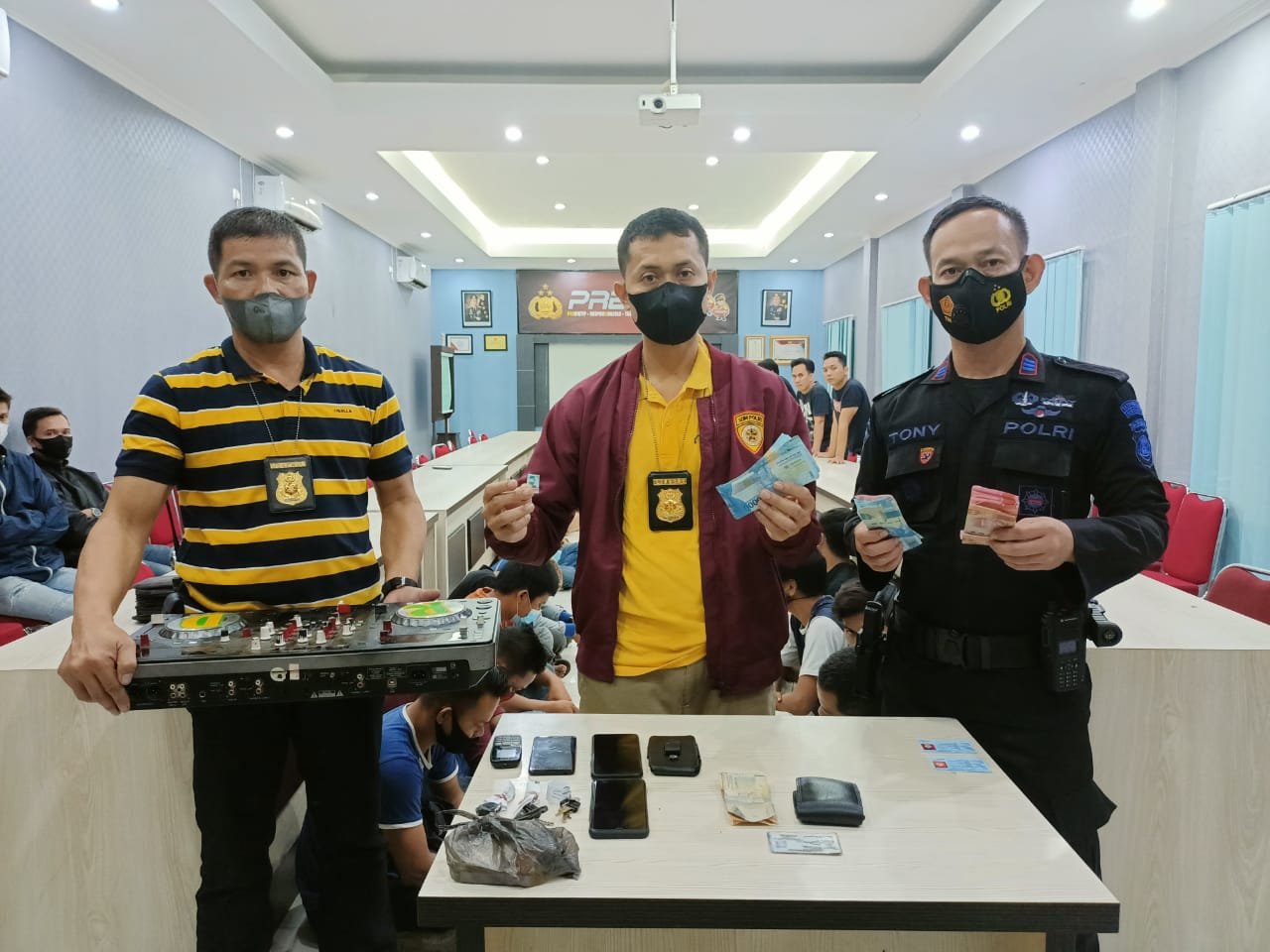 Polda Sumsel Amankan 29 Pengunjung Cafe RD Terkait Penyalahgunaan Narkoba