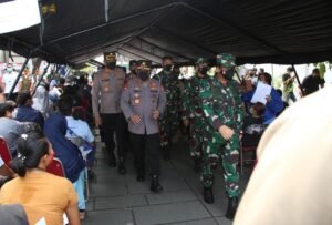 Gelar Vaksinasi Massal di Kota Tua, TNI-Polri Targetkan 2.000 Orang per Hari