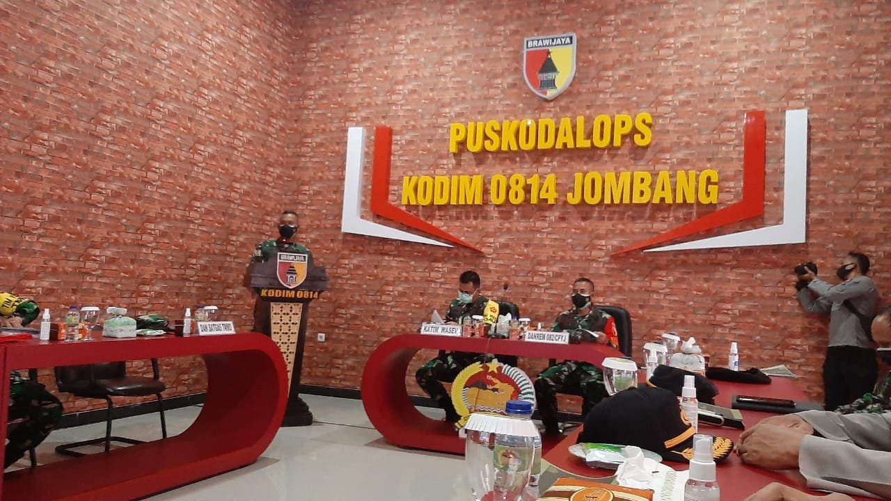 Danrem 082/CPYJ Dampingi Kunjungan TIM Wasev TMMD Ke 111 Kodim 0814/Jombang
