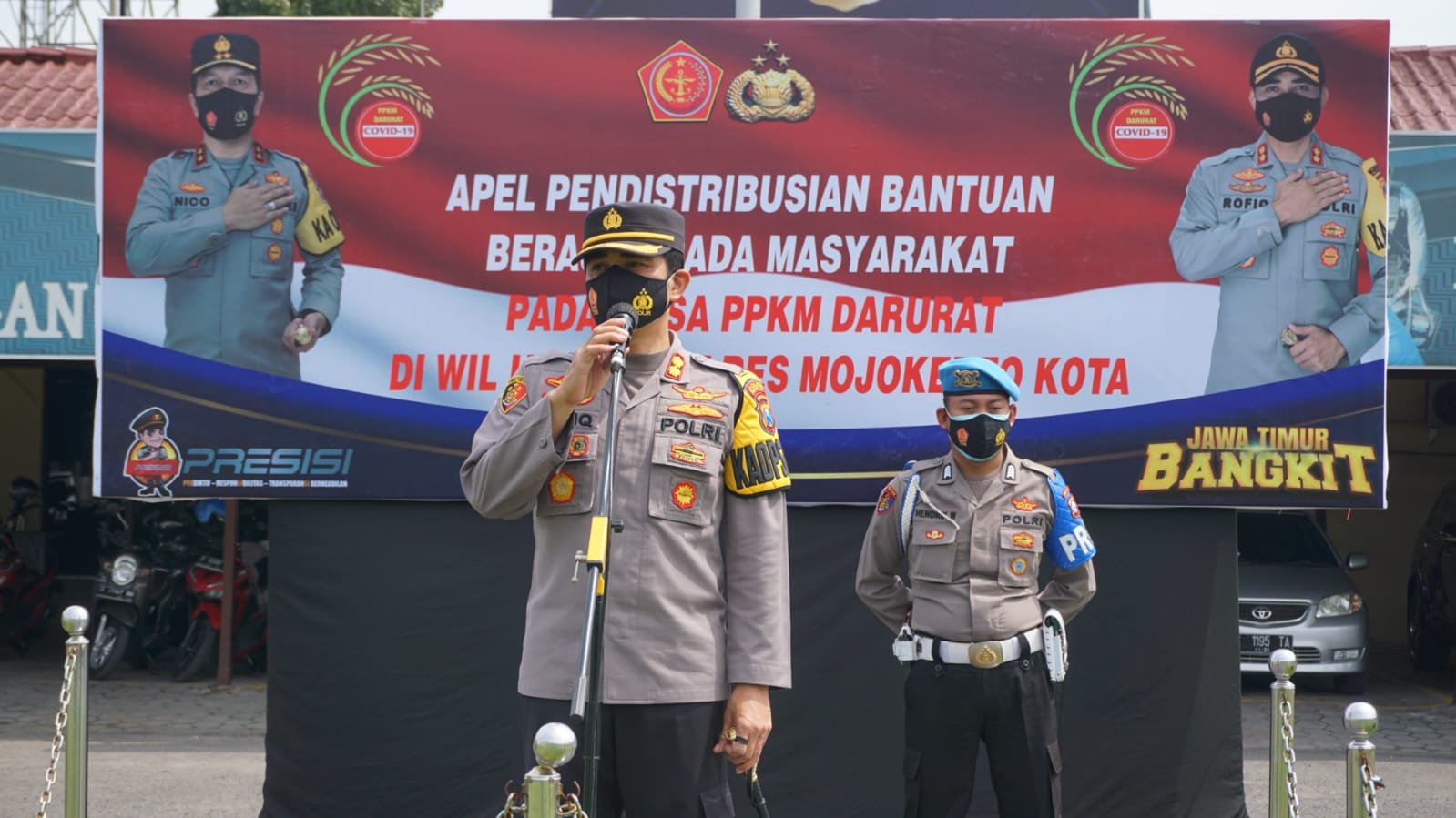 Kapolresta Mojokerto Lepas 3.500 Paket Bansos