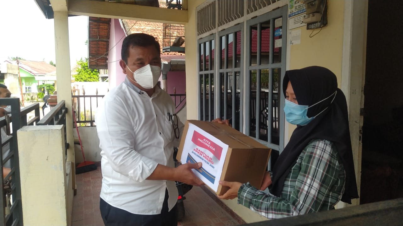 Polda Jambi Gelar Baksos Ratusan Paket Sembako