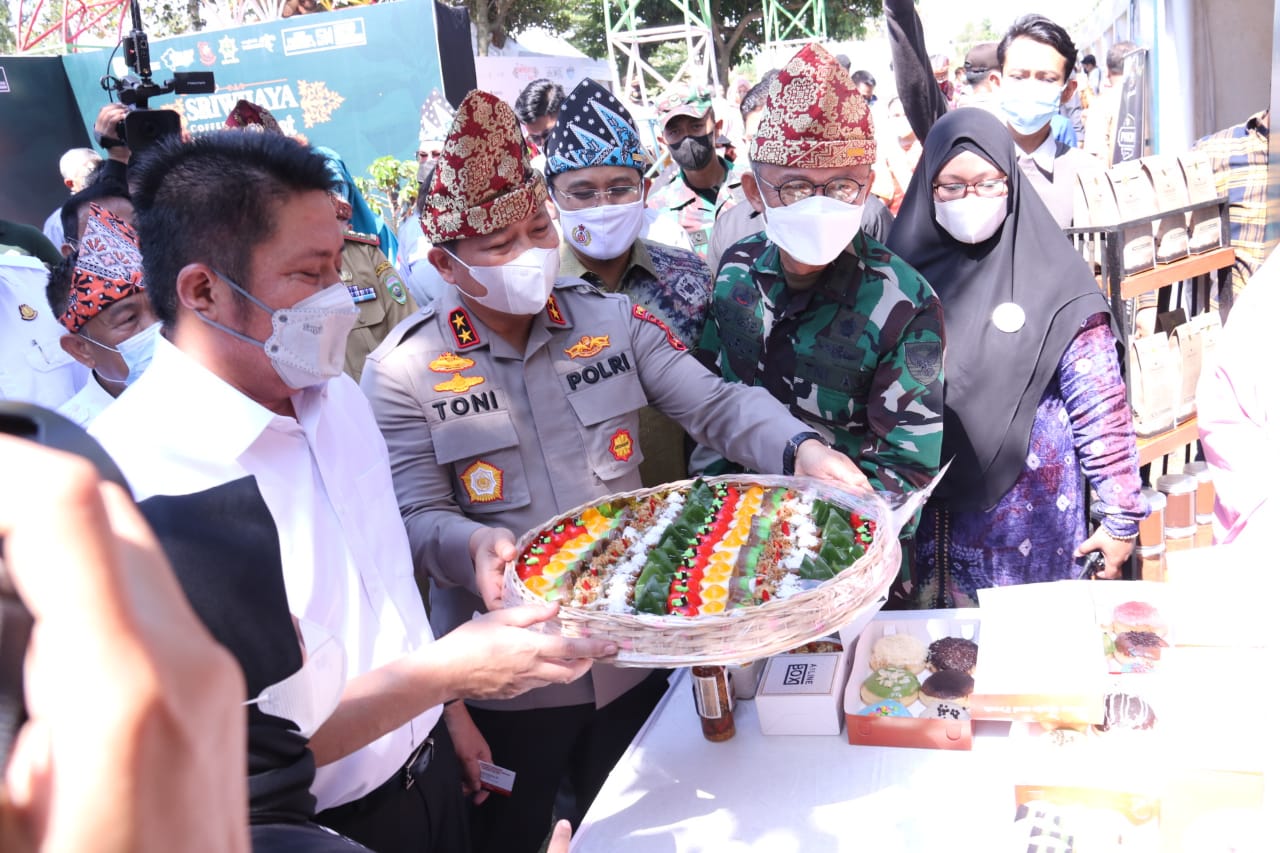 Gubernur Sumsel Bersama Kapolda Sumsel Hadiri Penutupan Sriwijaya Kopi dan Kuliner Festival