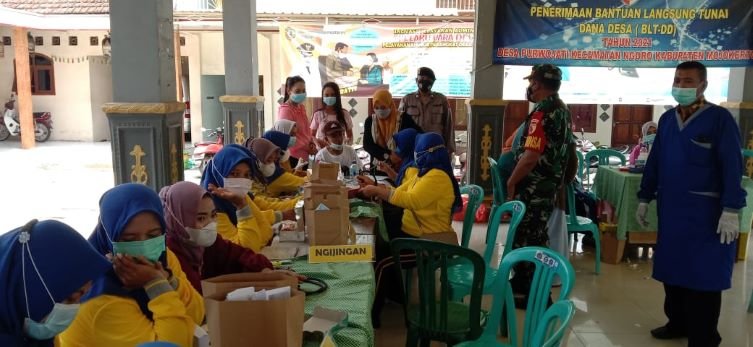 Maksimalkan Cakupan Koramil Ngoro Bersama PKM Gelar Layanan Vaksinasi Covid-19